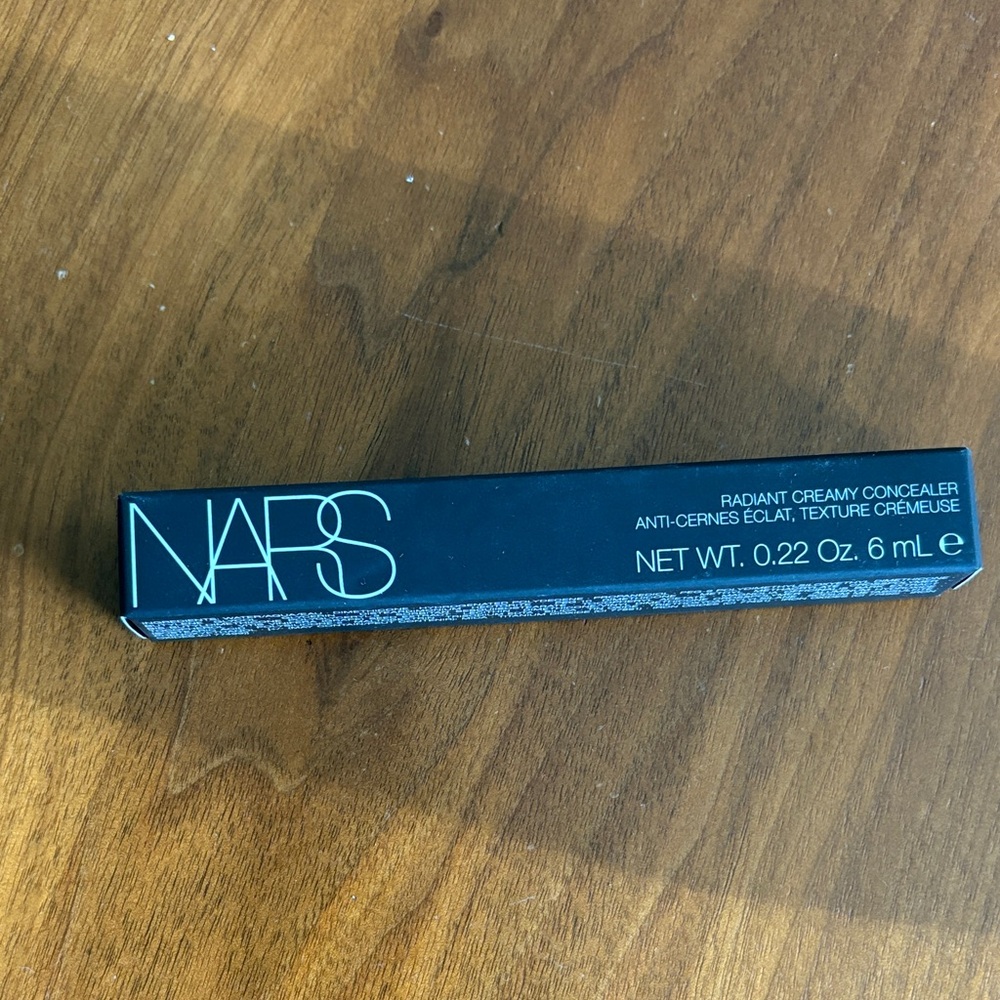 Never used!! NARS Radiant Creamy Concealer